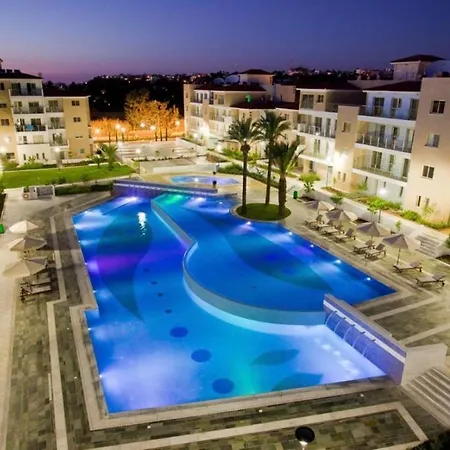 Ely 3 Swimming Pools, Luxury Complex In