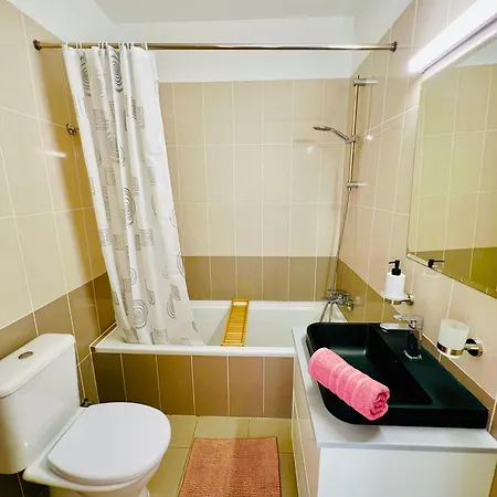 Ely 3 Swimming Pools, Luxury Complex In شقة *